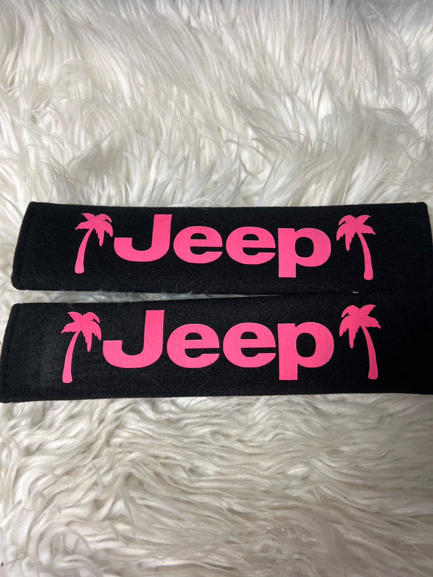 New seatbelt covers hot pink