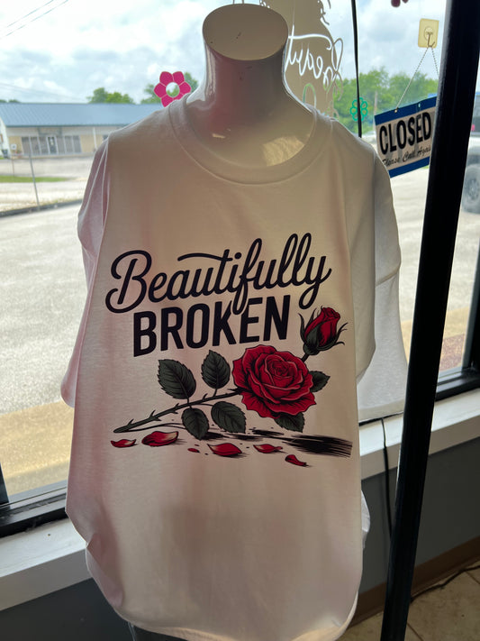 New Gilden unisex T-shirt beautifully broken