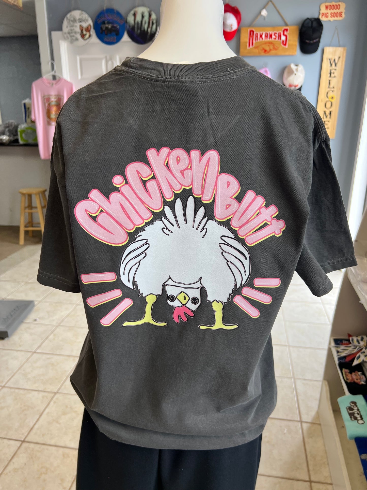 New unisex T-shirt comfort color Brand pepper guess what chicken butt 