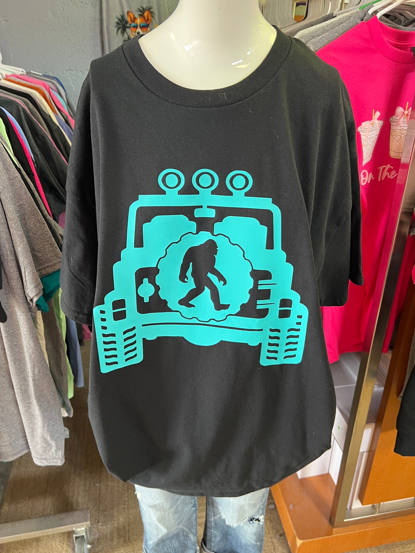 New  unisex T-shirt