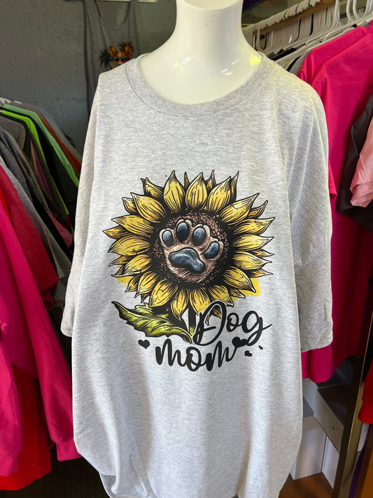 New  unisex T-shirt dog, Mom sunflower