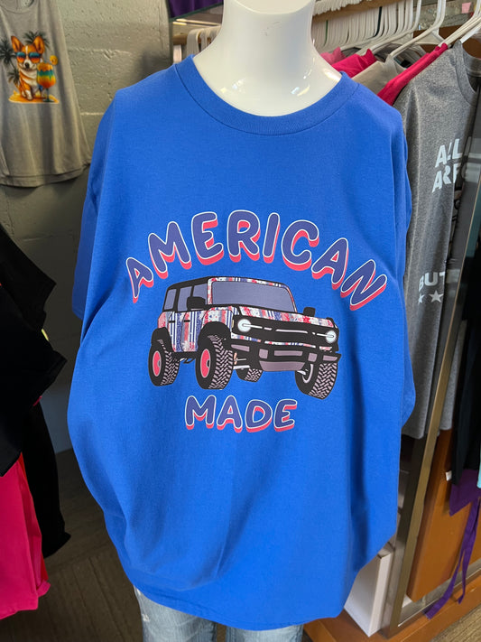 Brand new unisex T-shirt  patriotic 4 x 4