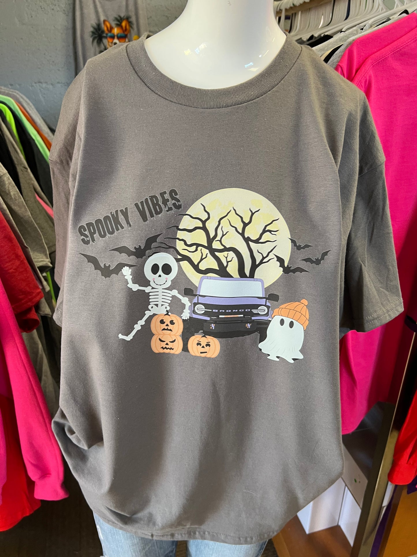 New unisex T-shirt Halloween 4 x 4