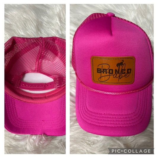 New hat hot pink , 4 x 4