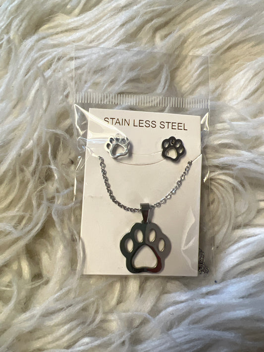 New  necklace dog and earrings silver