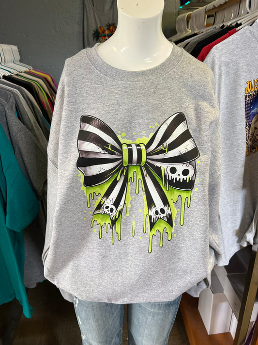 crewneck sweatshirt green ghost bow