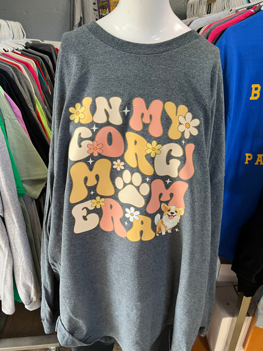 New unisex corgi dog mom