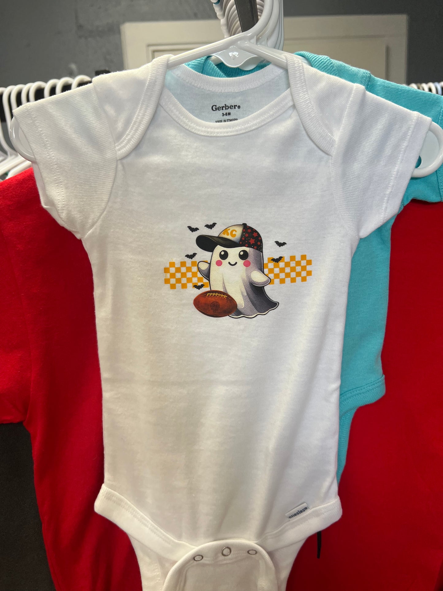 Ready to ship out onesie 3 to 6