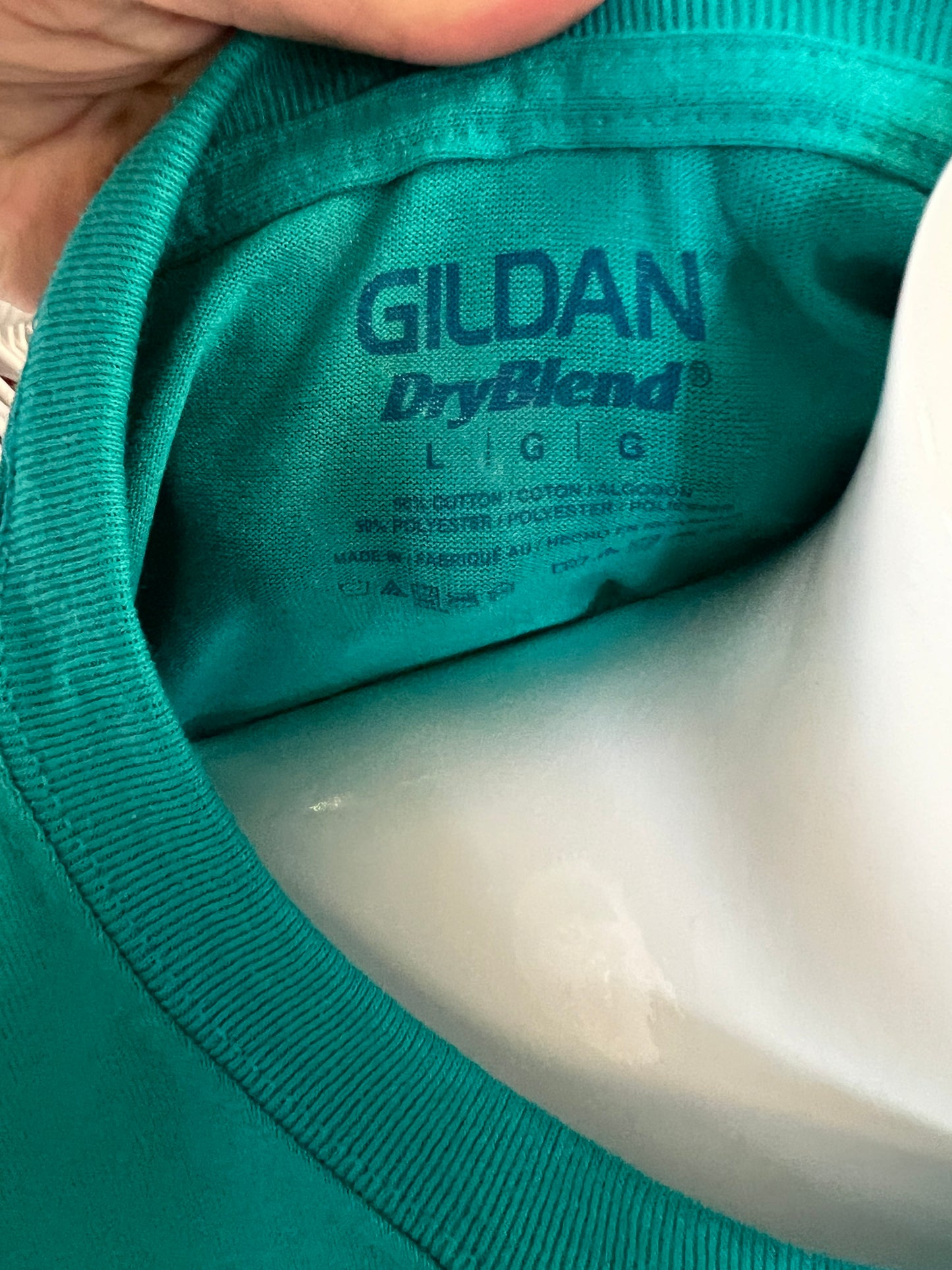 New Gilden T-shirt dog size large