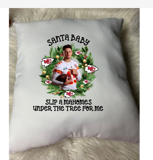 New pre-stuffed throw pillow 15.7 x 15.7 roughly Christmas reindeer