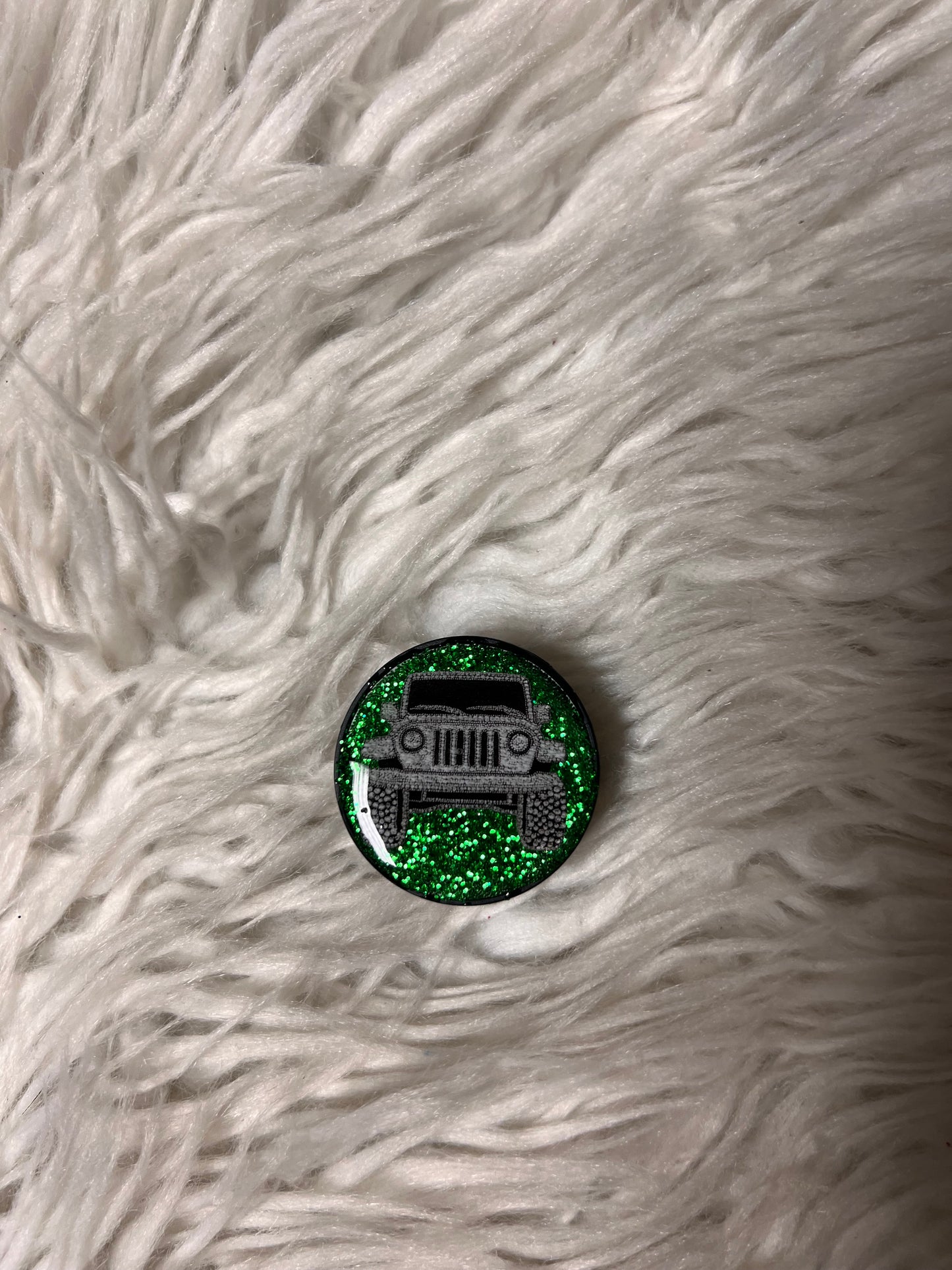 Resin covered pop socket green