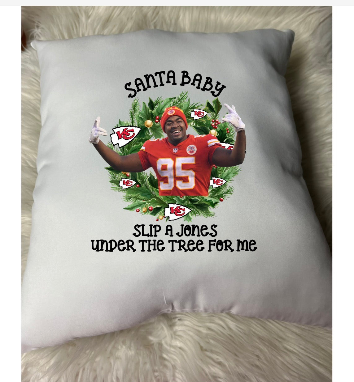 New pre-stuffed throw pillow 15.7 x 15.7 roughly Christmas reindeer