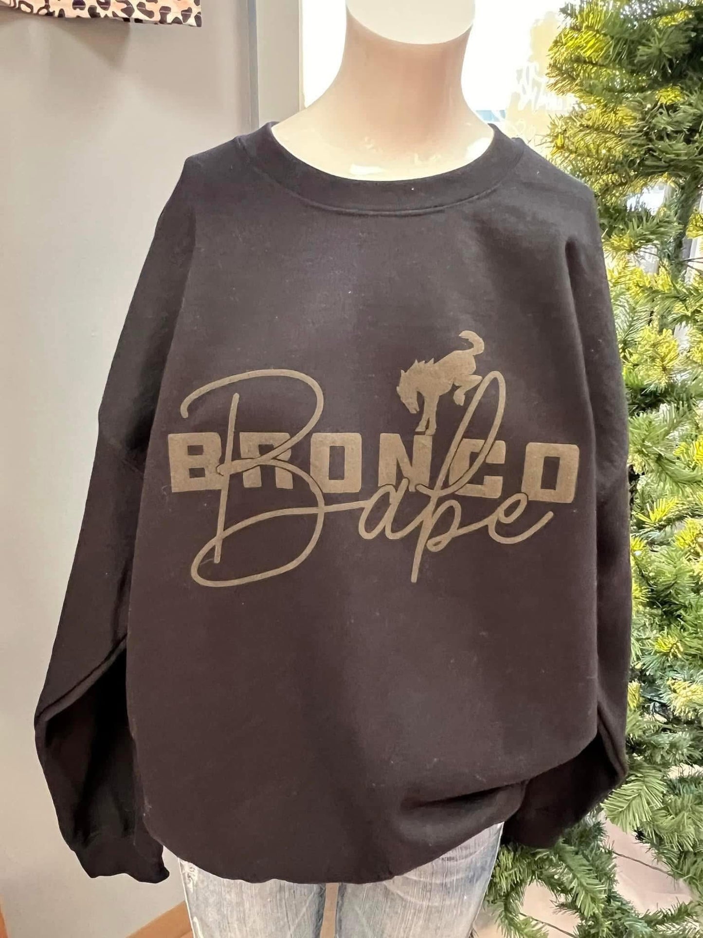 New crewneck black sweatshirt unisex with black puff vinyl