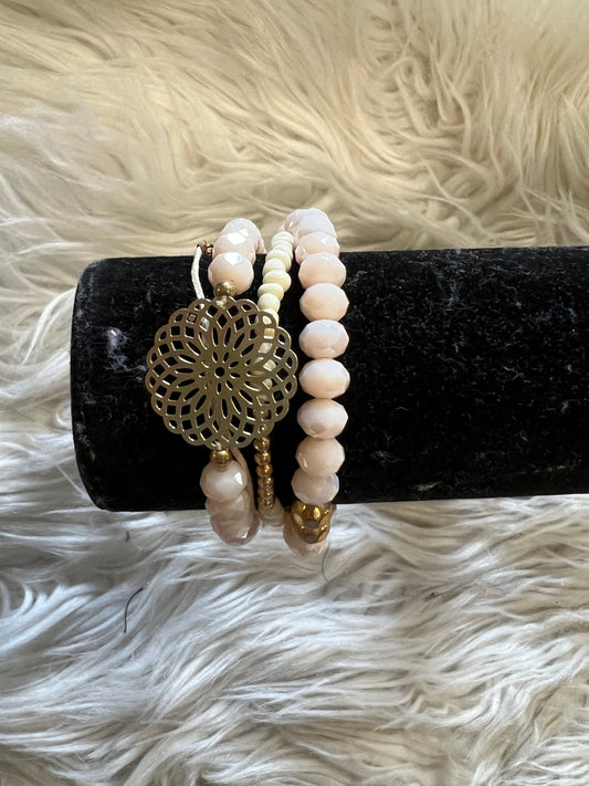 Bangle bracelet