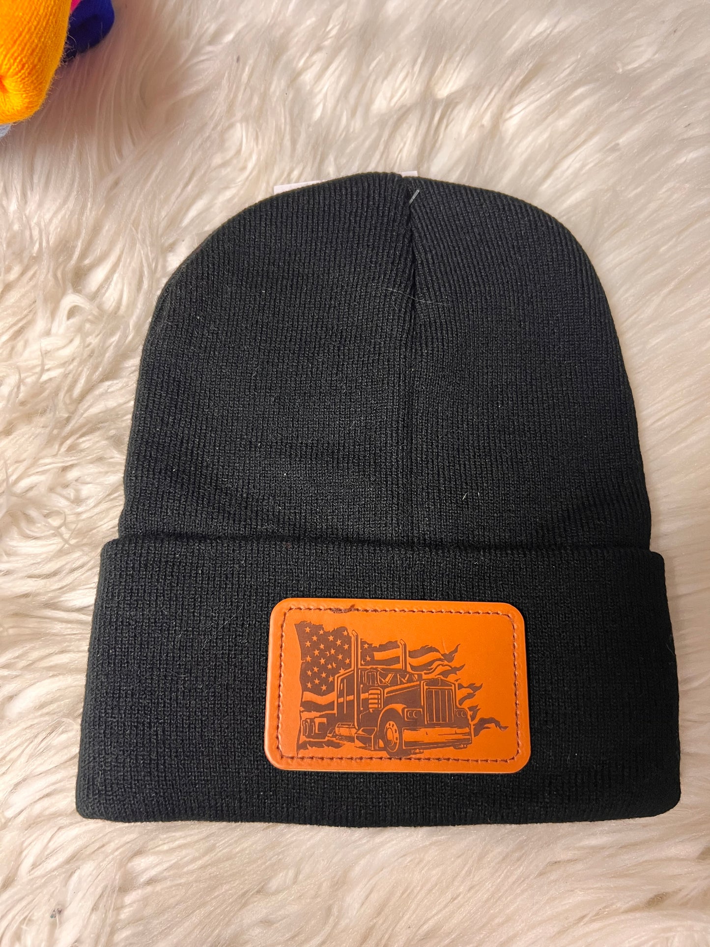 New beanie semi flag