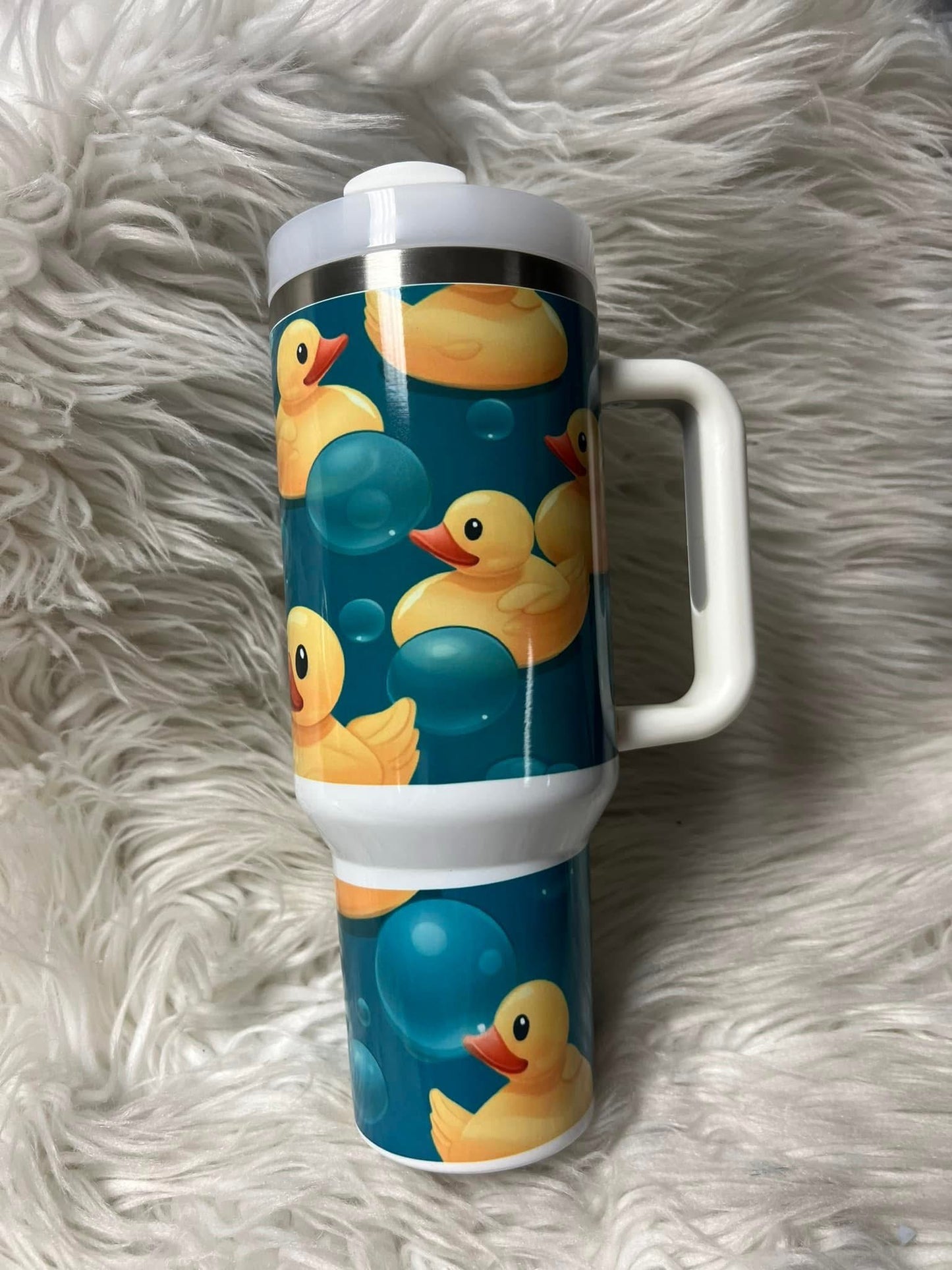 Brand new 40 ounce stainless steel Tumblr with handle  with plastic straw