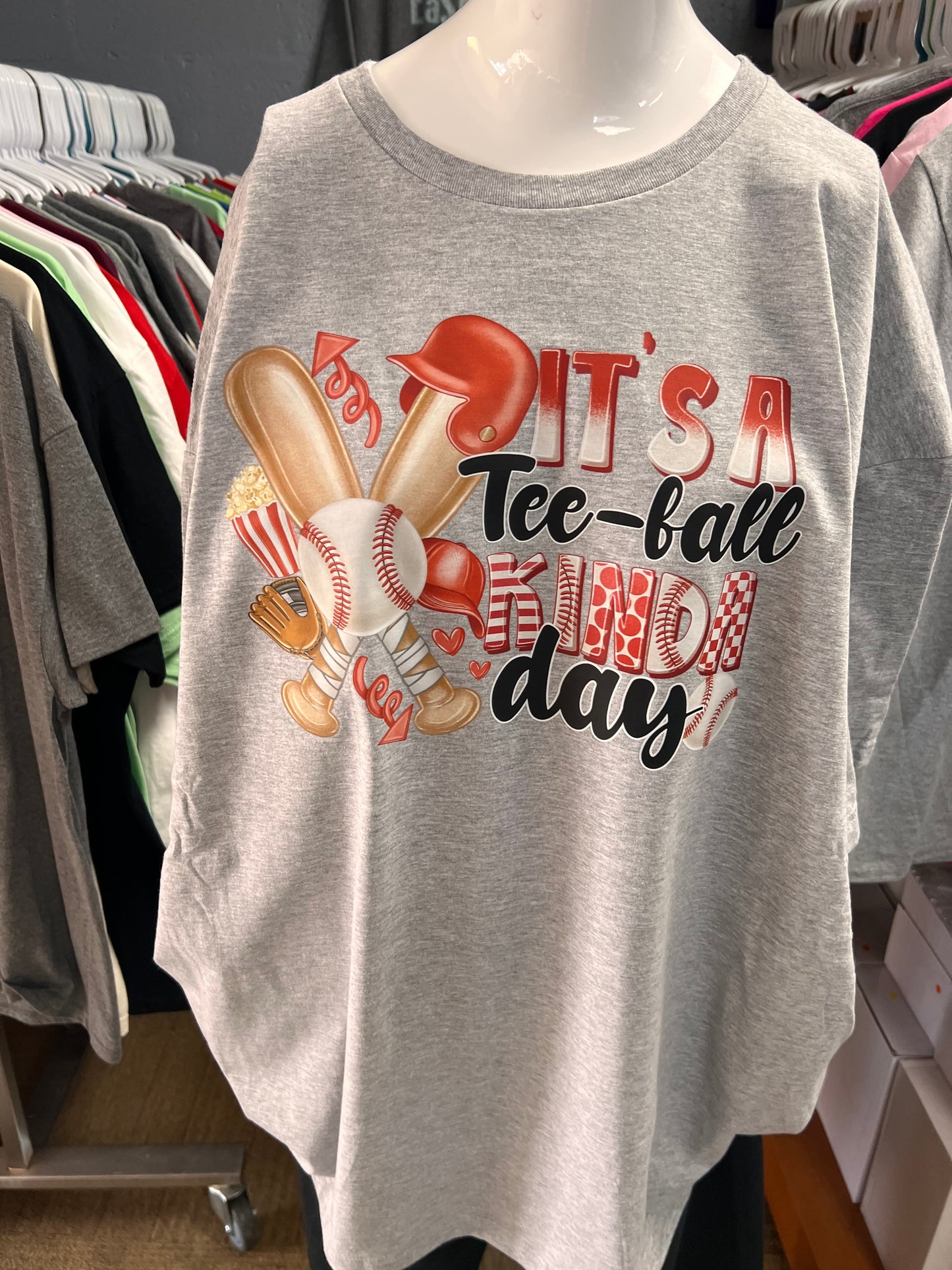 New unisex T-ball ￼