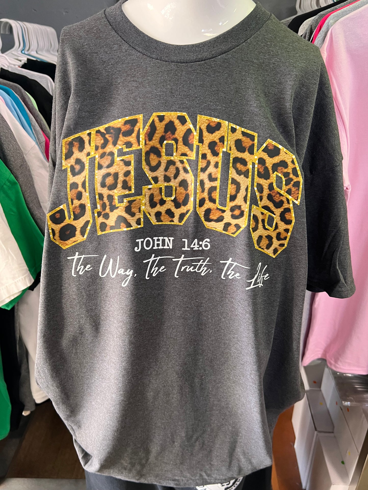 New unisex Dark Heather top god
