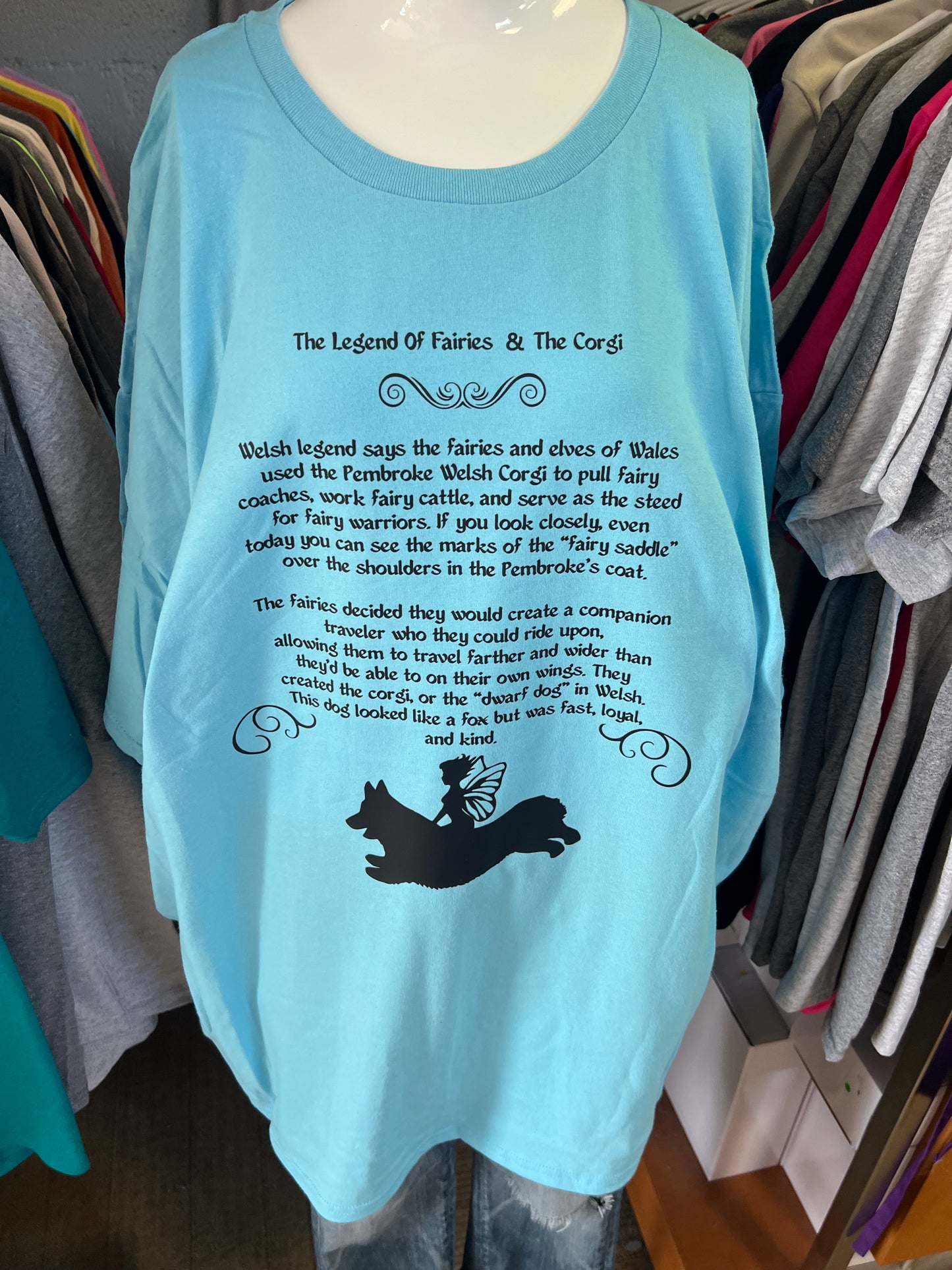 New  unisex T-shirt corgi