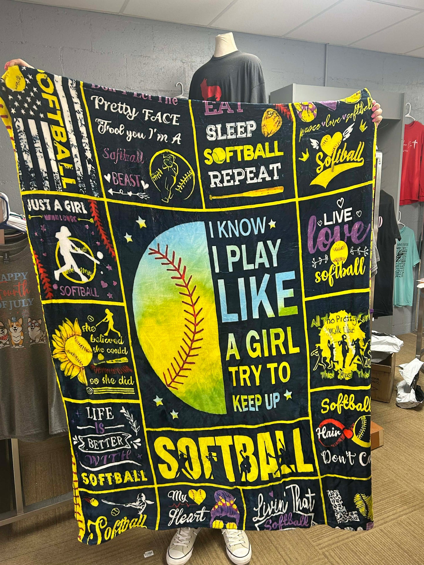Brand new blanket 50“ x 60“ ￼ softball