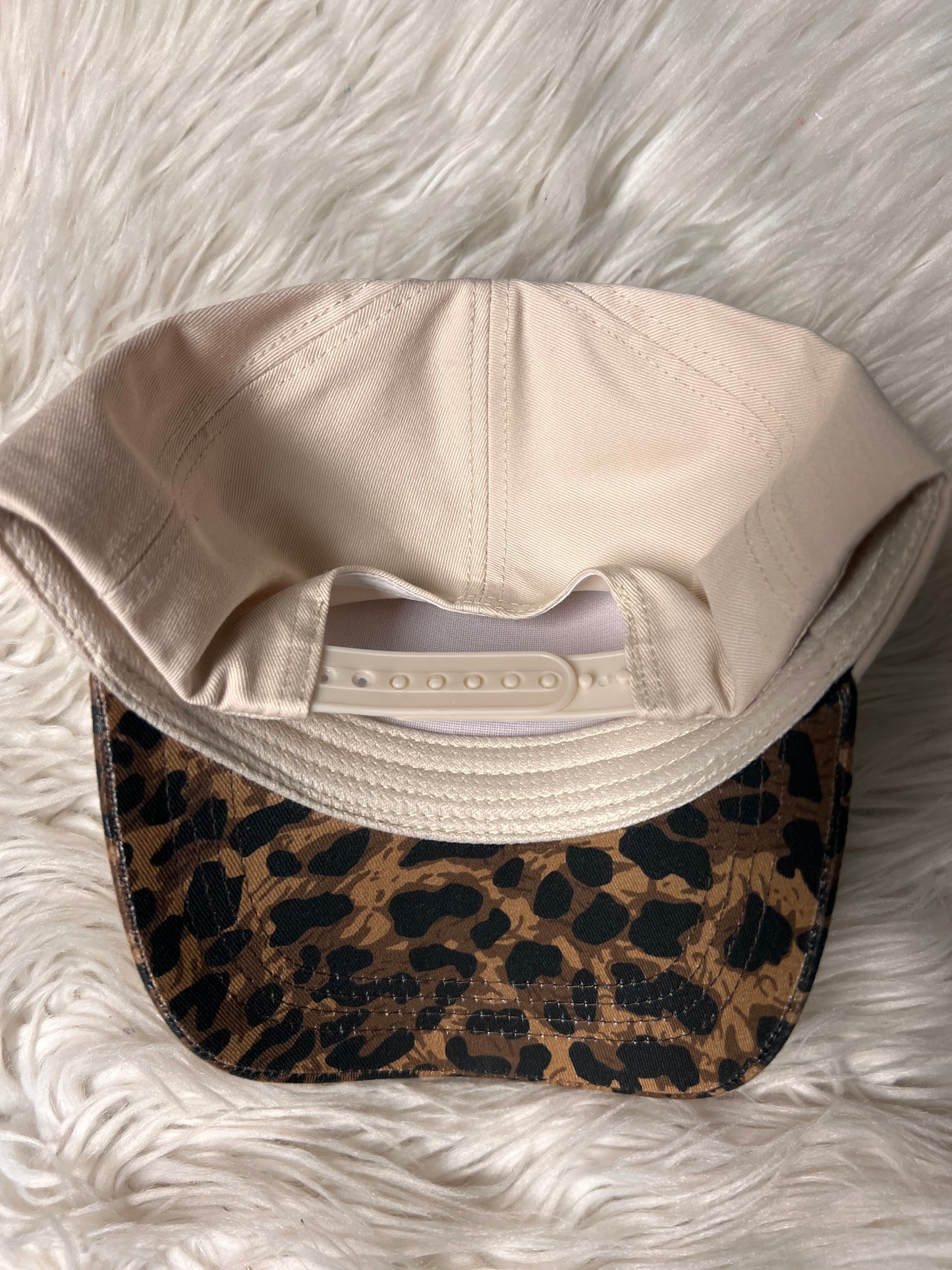 New hat leopard foul mouthed and feral ￼