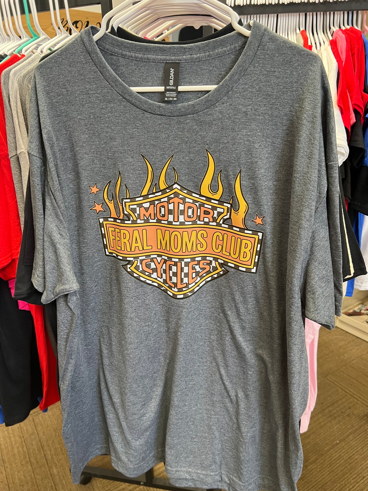 Ready to ship out Gilden soft style 2x  T-shirt