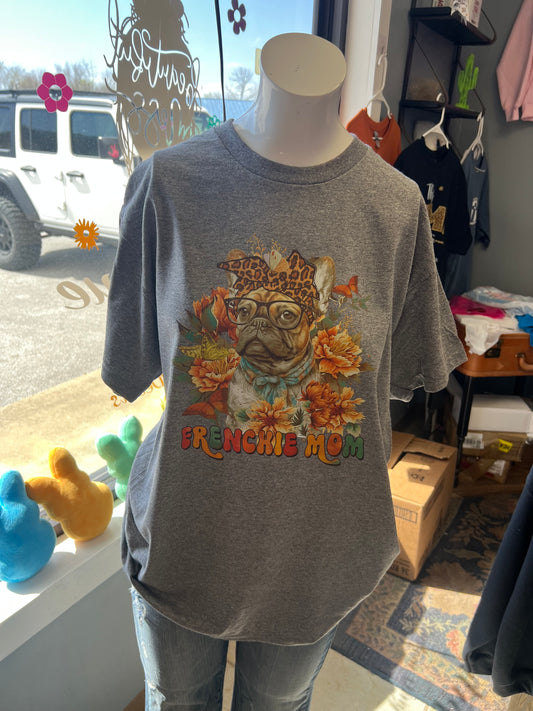 New unisex short sleeve Gilden shirt frenchie, Mom