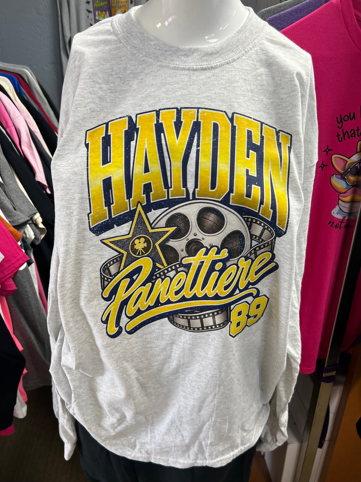 Ready to ship out Gilden extra large long sleeve