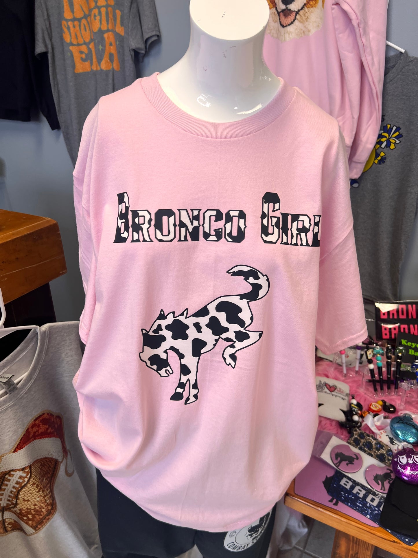 New unisex pink