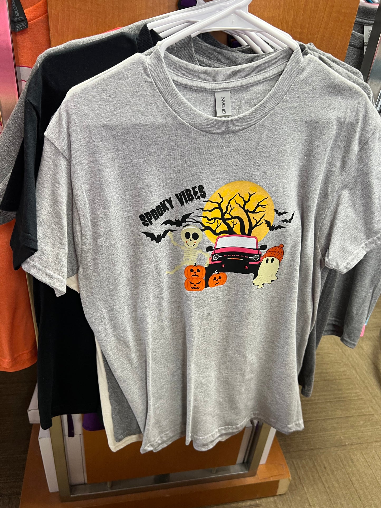 New unisex clearance T-shirt medium