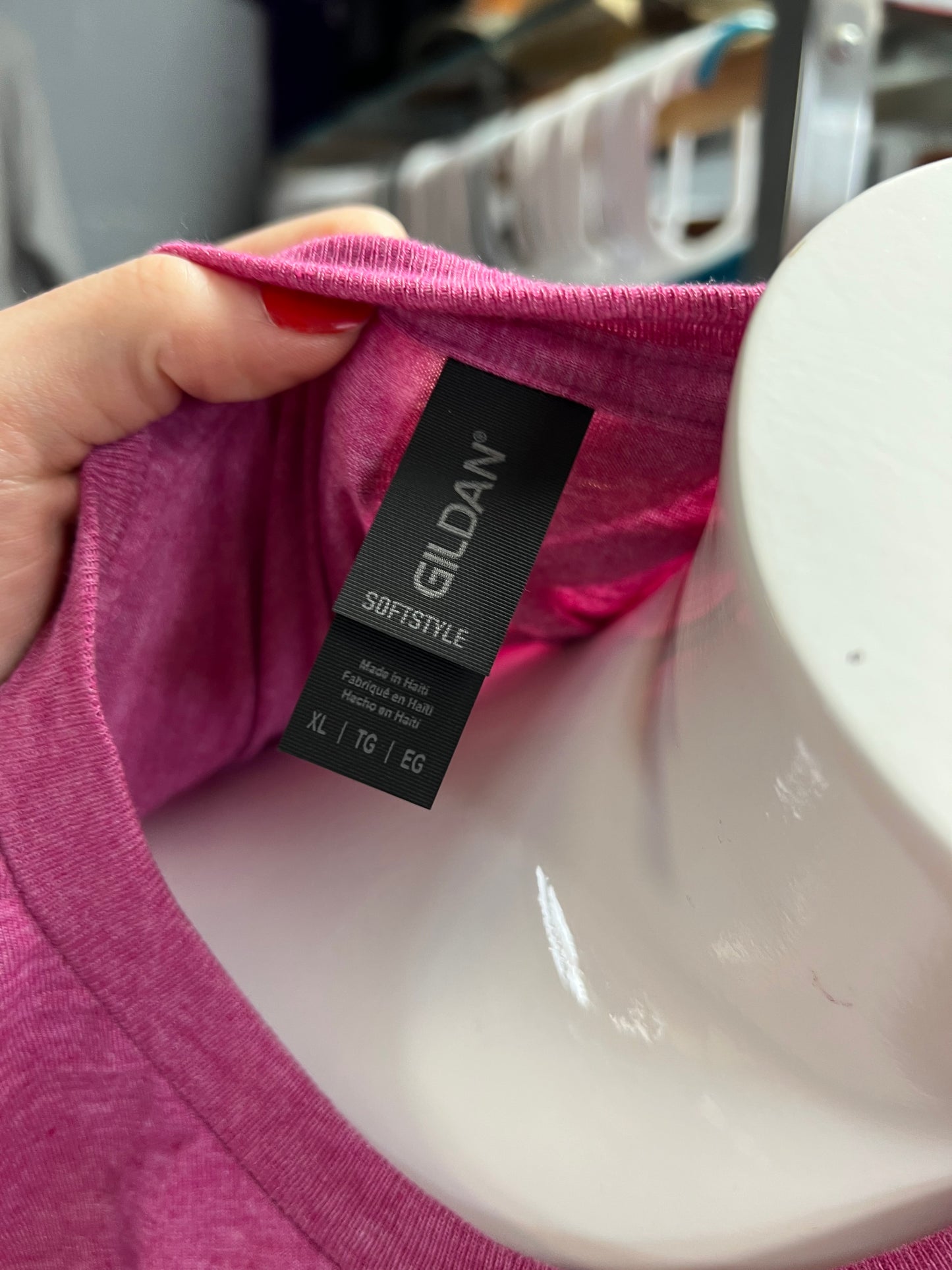 Ready to ship out Gilden soft style extra large