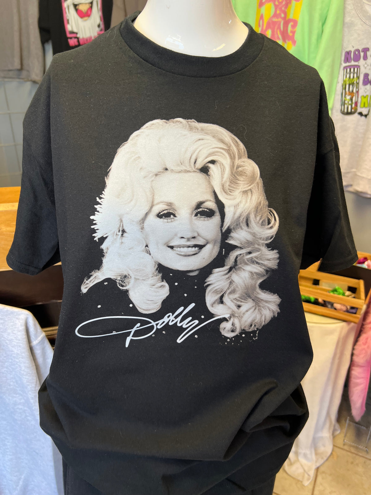 New  unisex black top country