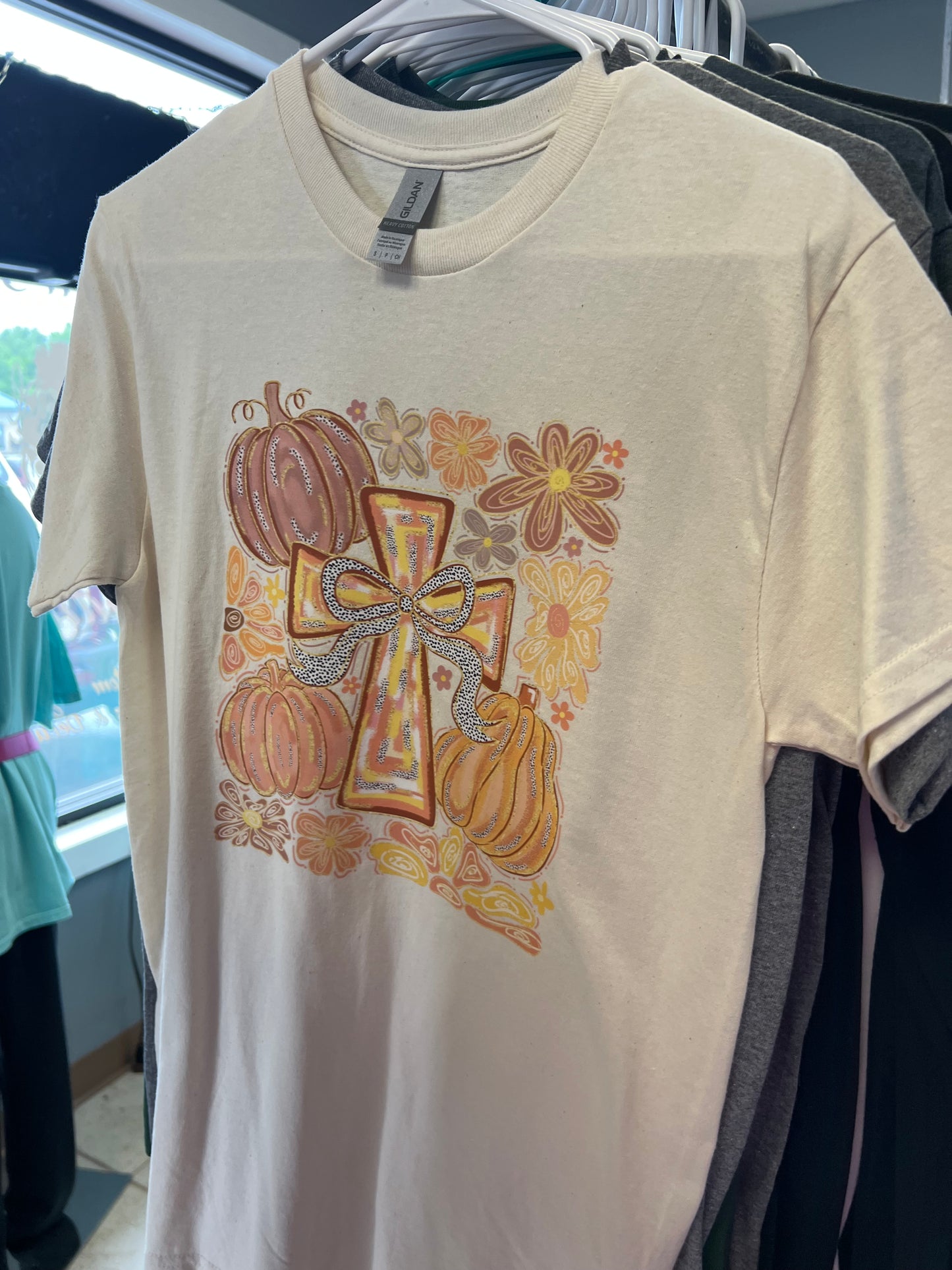 New unisex clearance T-shirt small