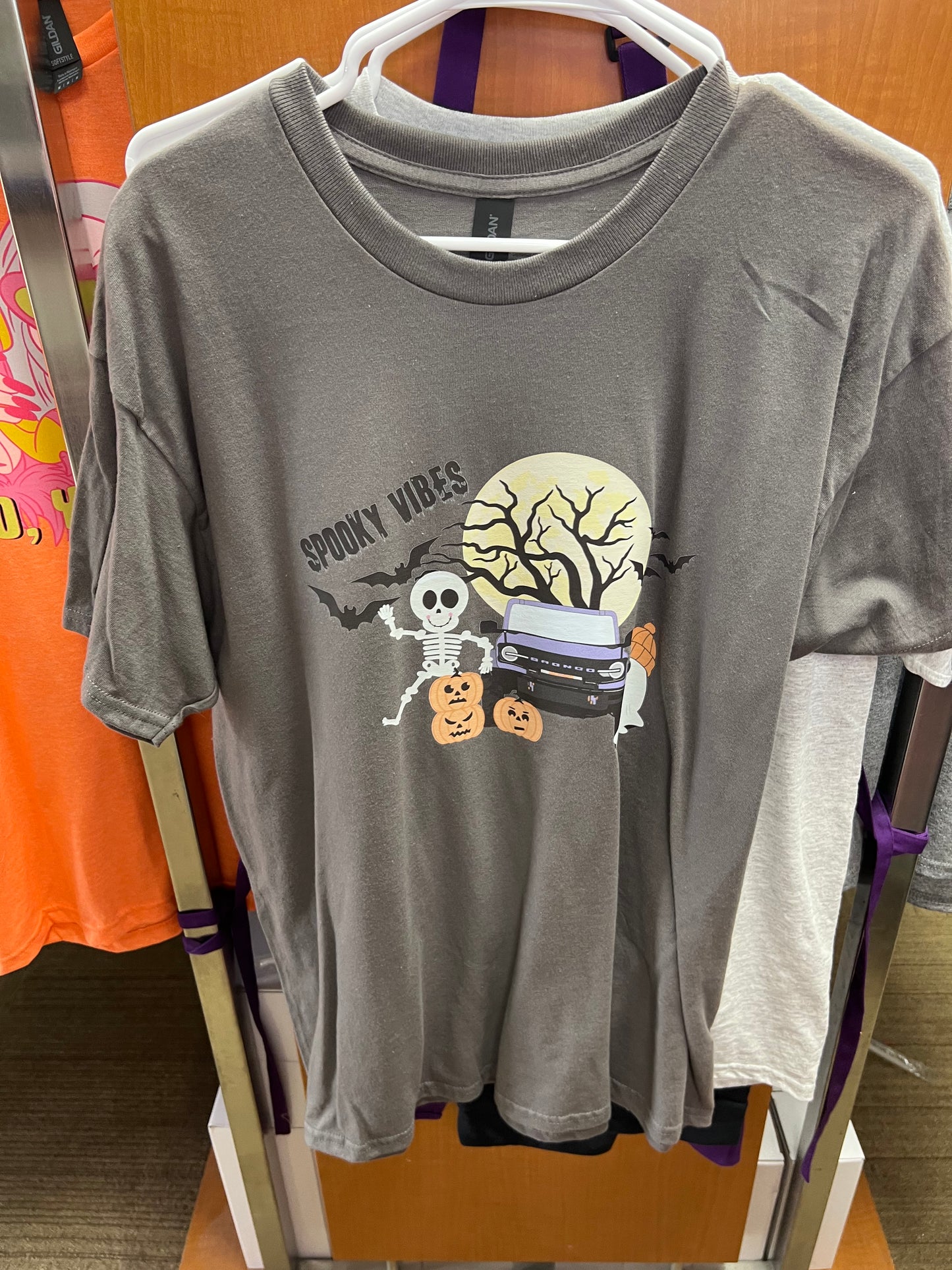New unisex clearance T-shirt large