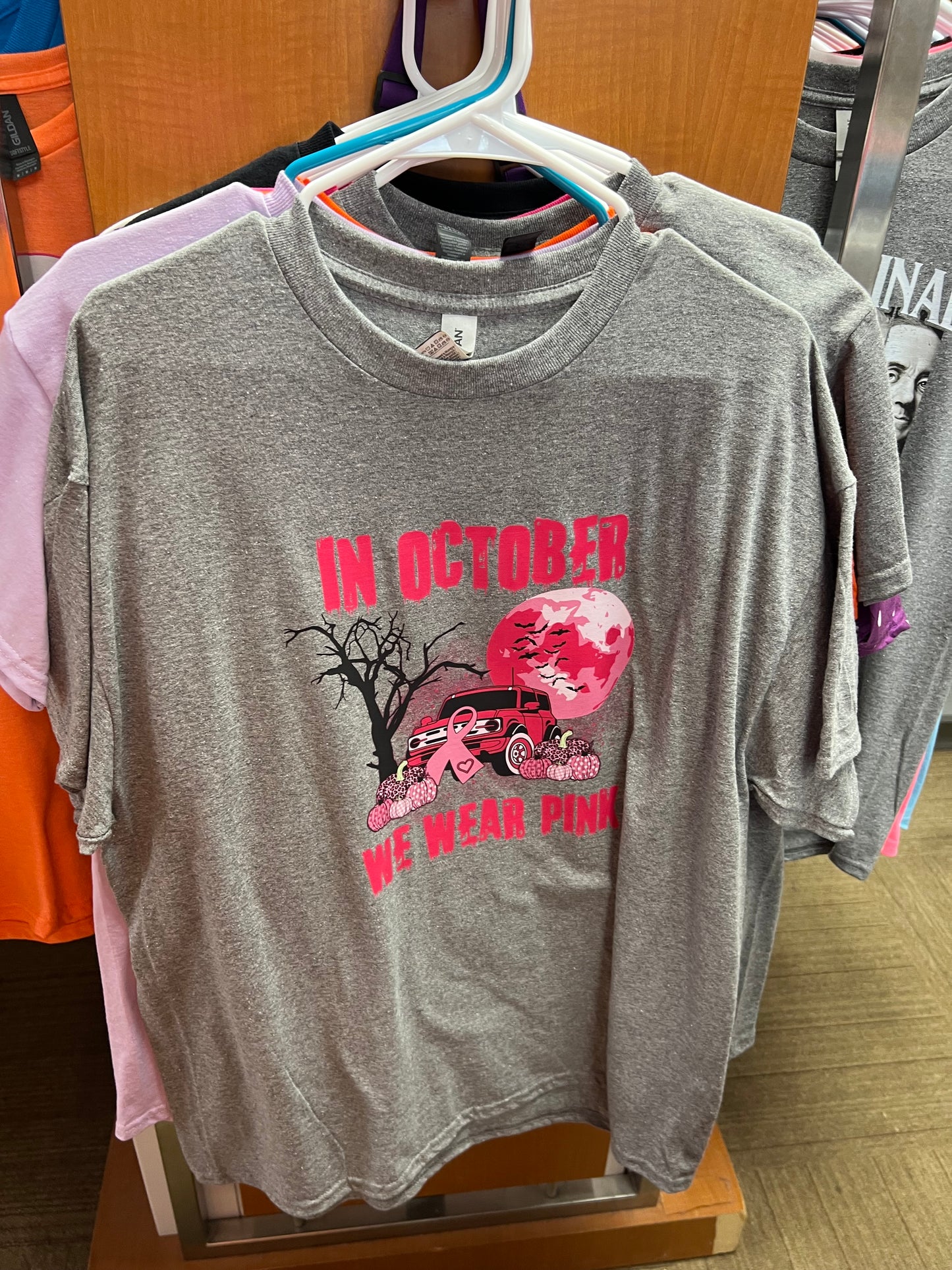 New unisex clearance T-shirt medium