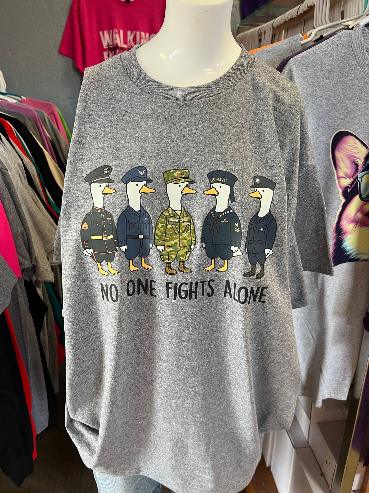 New  unisex shirt no one fights alone, military branches