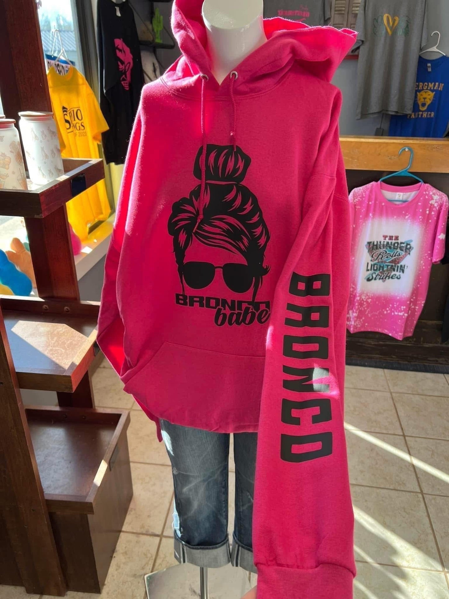 New unisex pink