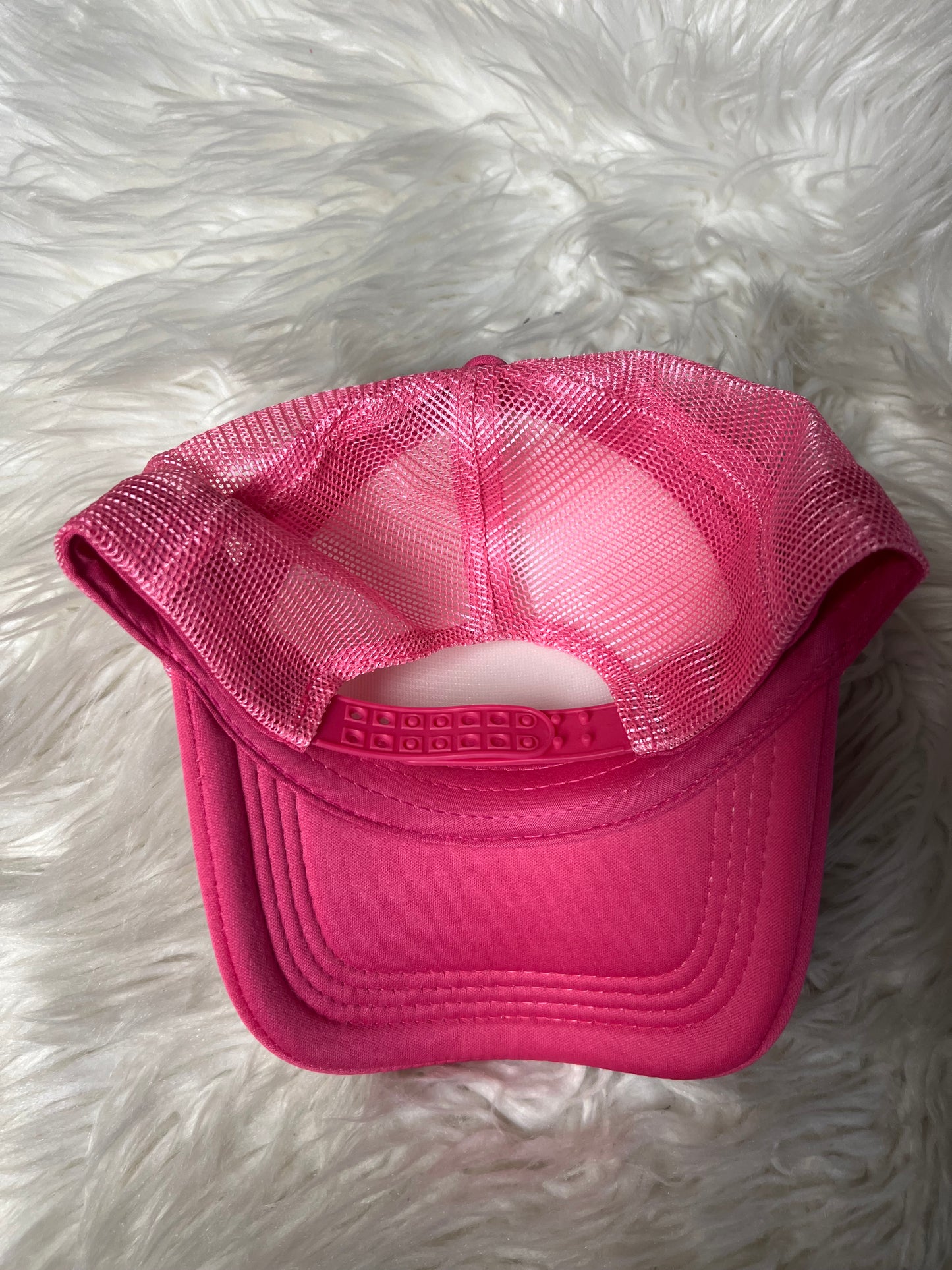New hat pink baddie