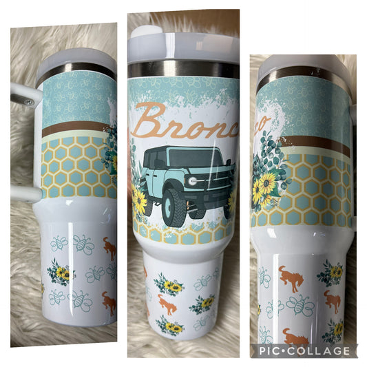 New 40 ounce stainless steel Tumblr with handle