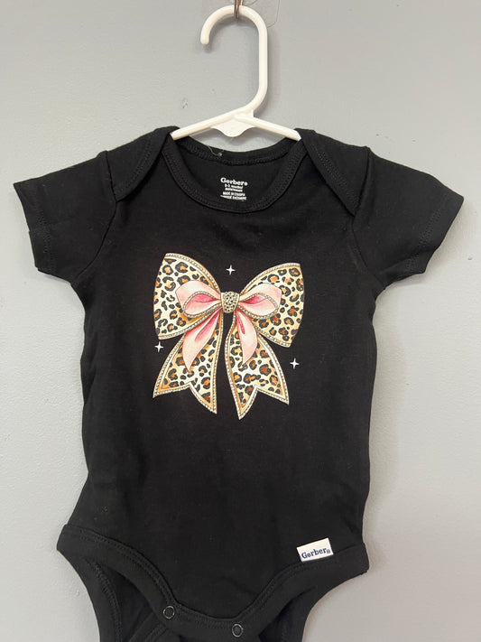 Ready to ship out onesie o to 3 months