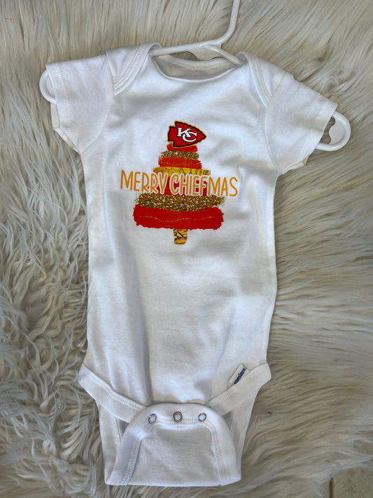 New baby onesie merry Christmas tree kc