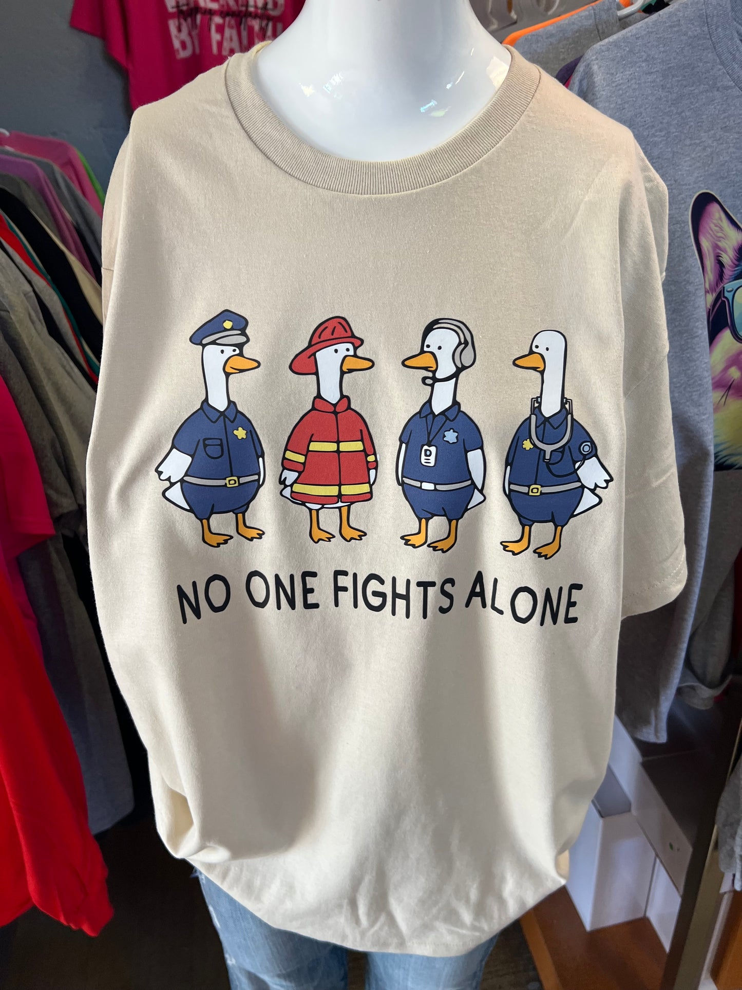 New  unisex T-shirt no one fights alone firefighter police dispatcher, emt
