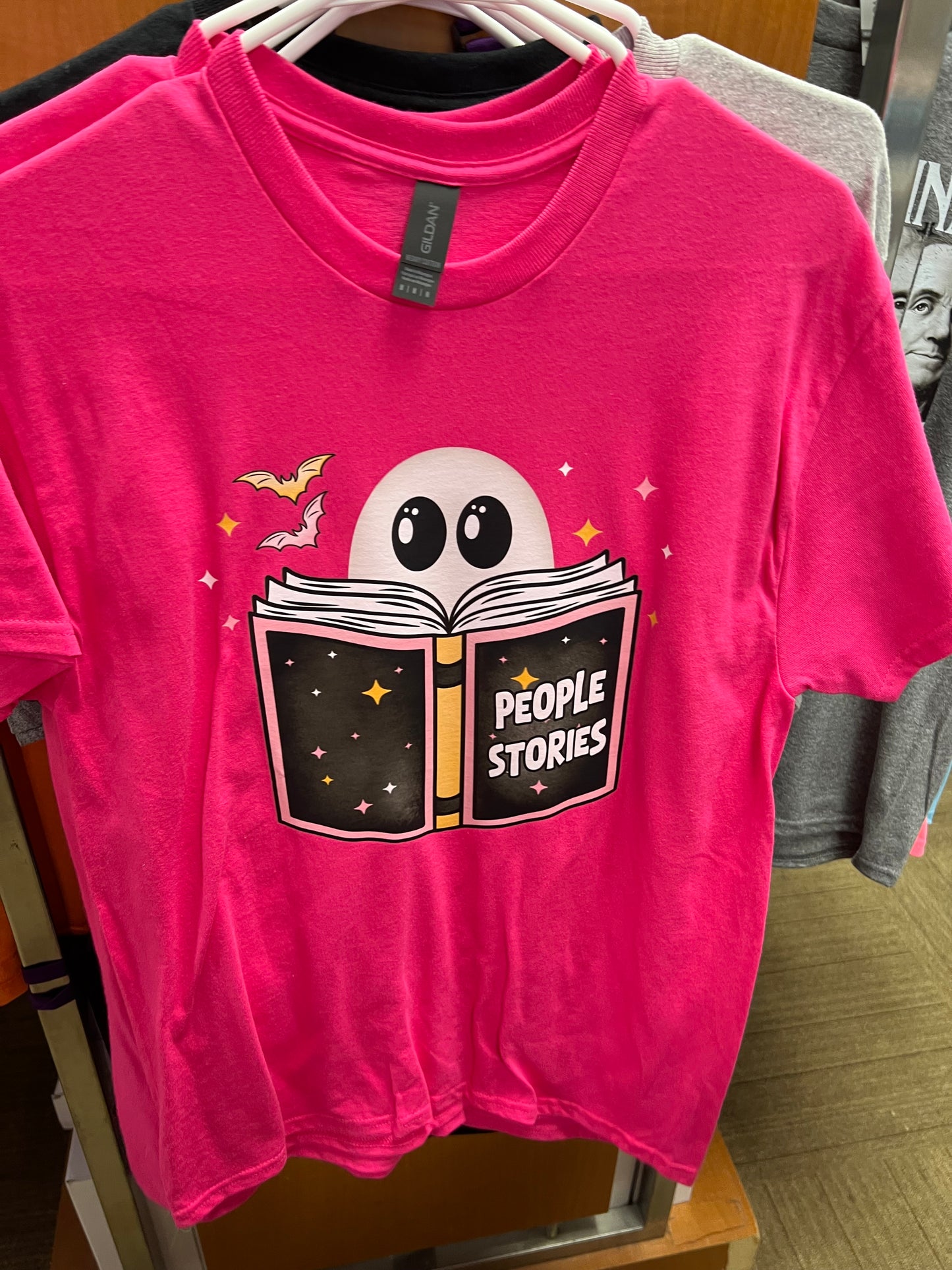 New unisex clearance T-shirt medium