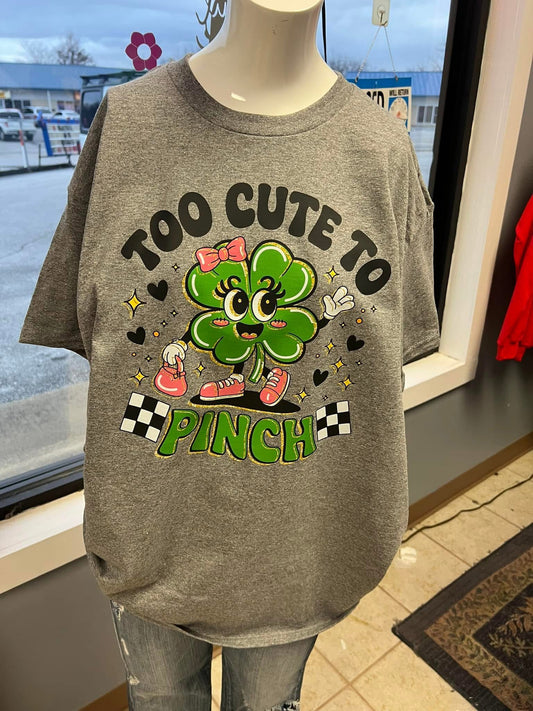 Gilded  st. Patrick’s Day shirt unisex too cute to pitch