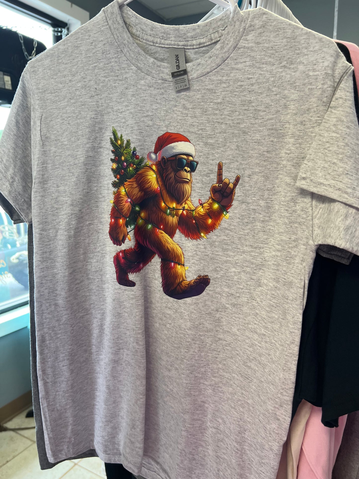 New unisex clearance T-shirt small