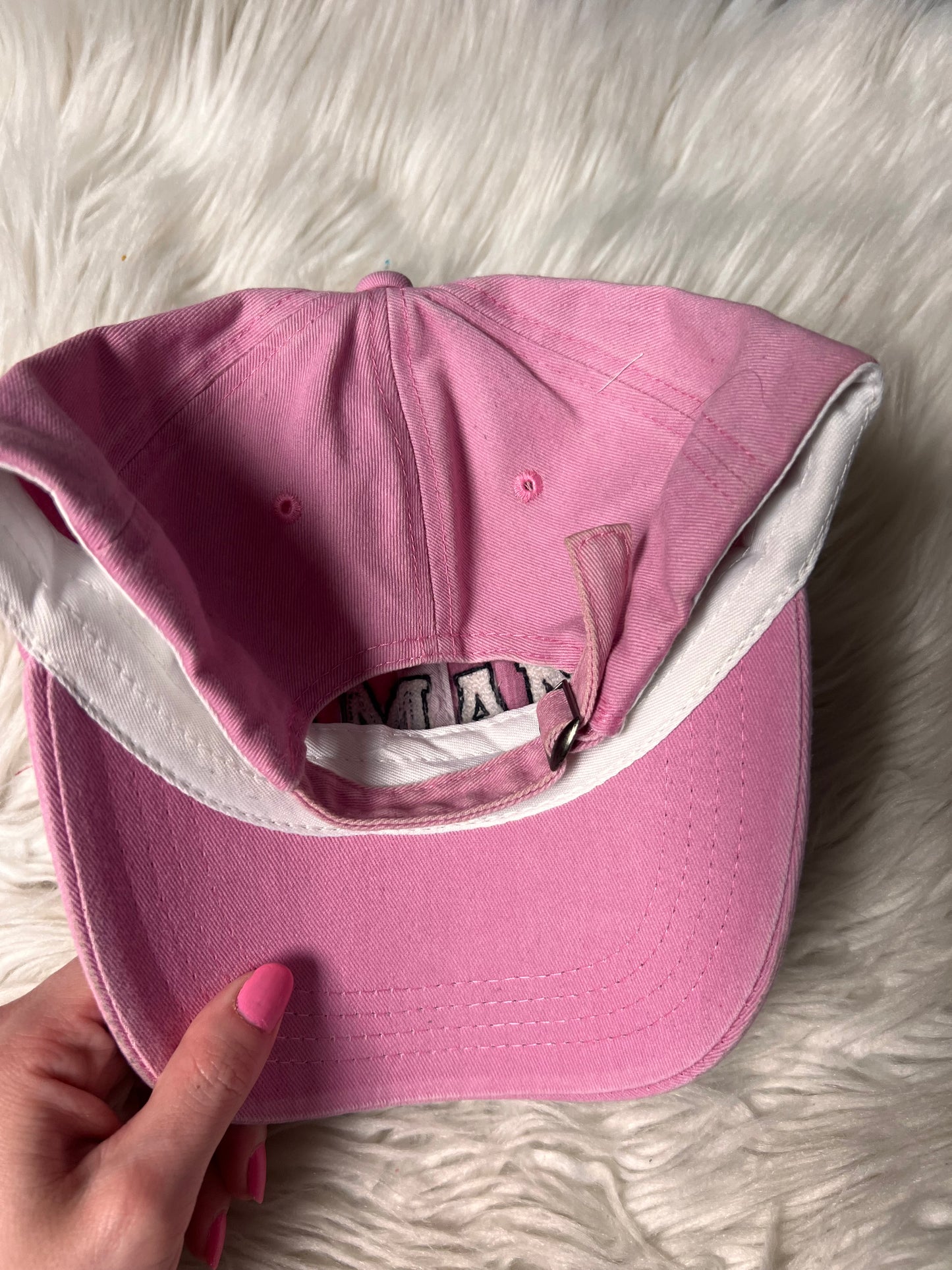 Brand new pink mama hat