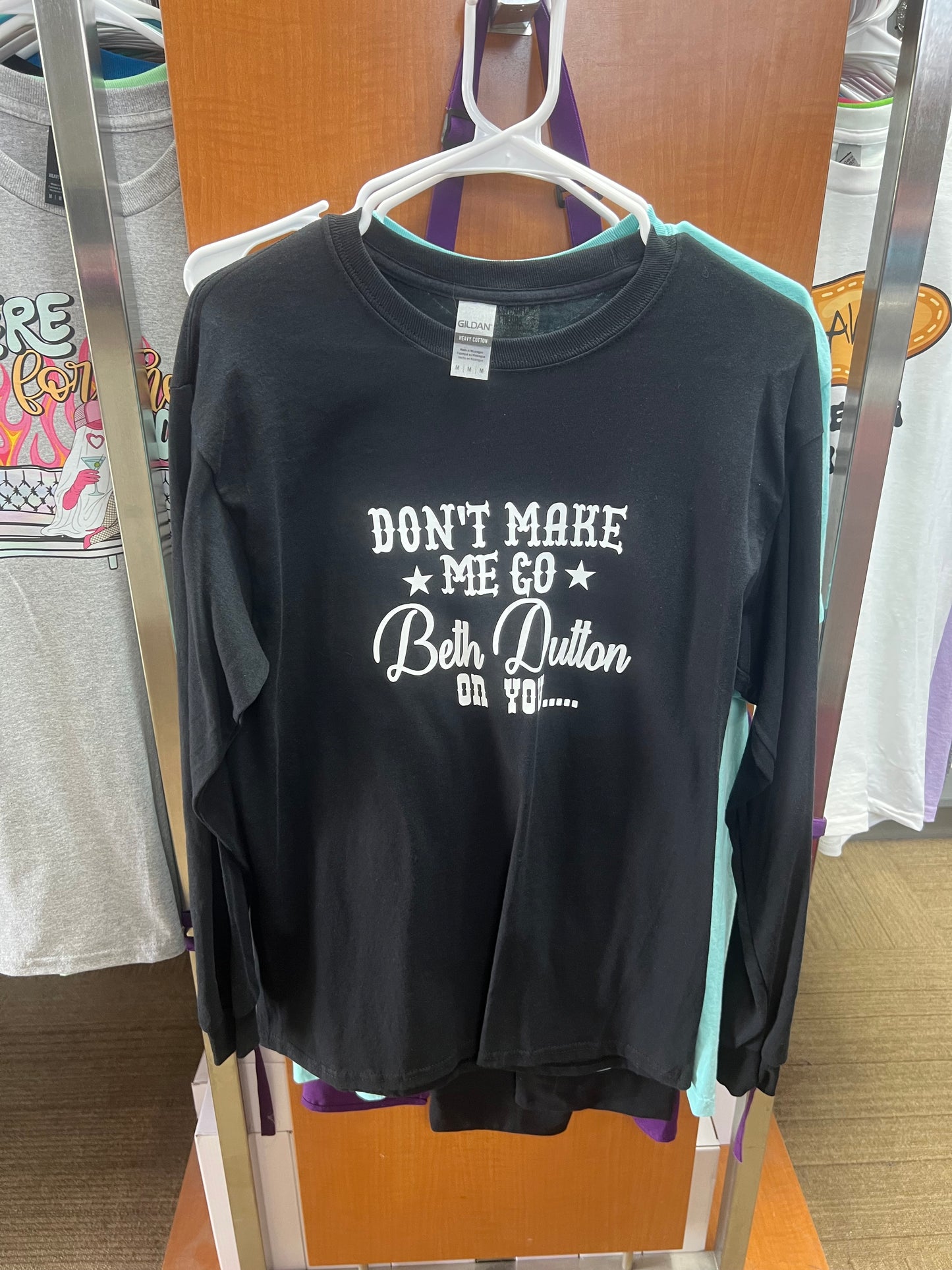 Ready to ship out Gildan medium long sleeve