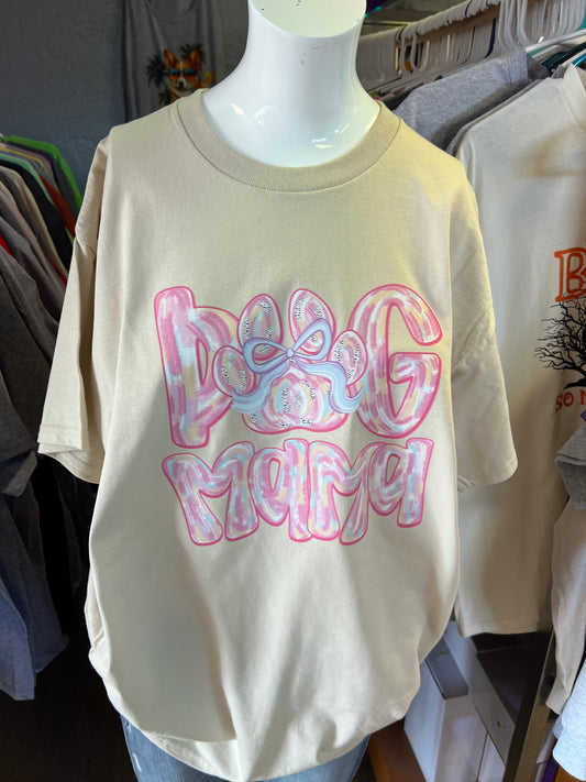 New  unisex T-shirt dog mom
