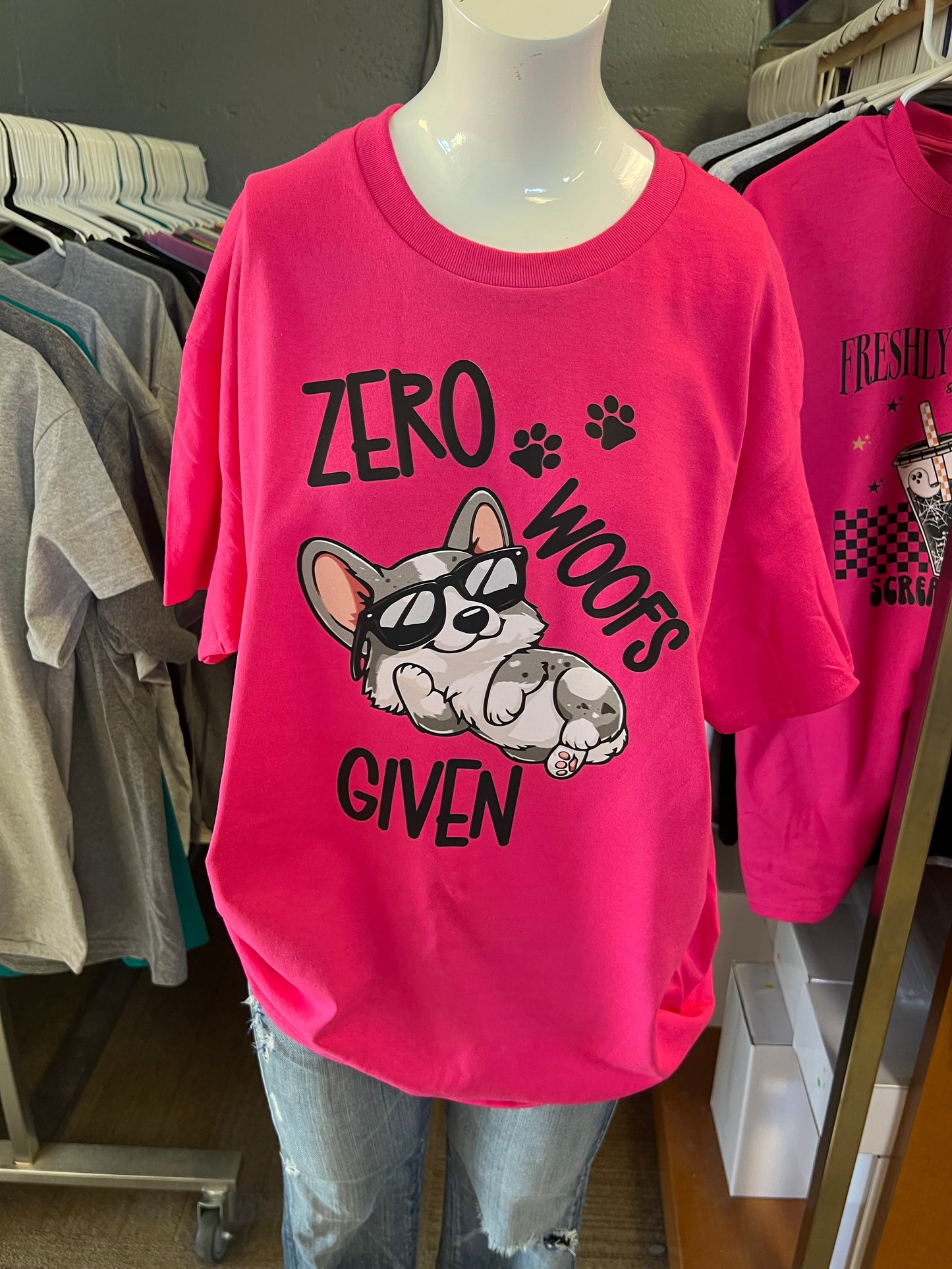 New  unisex T-shirt corgi zero woofs  given corgi merle
