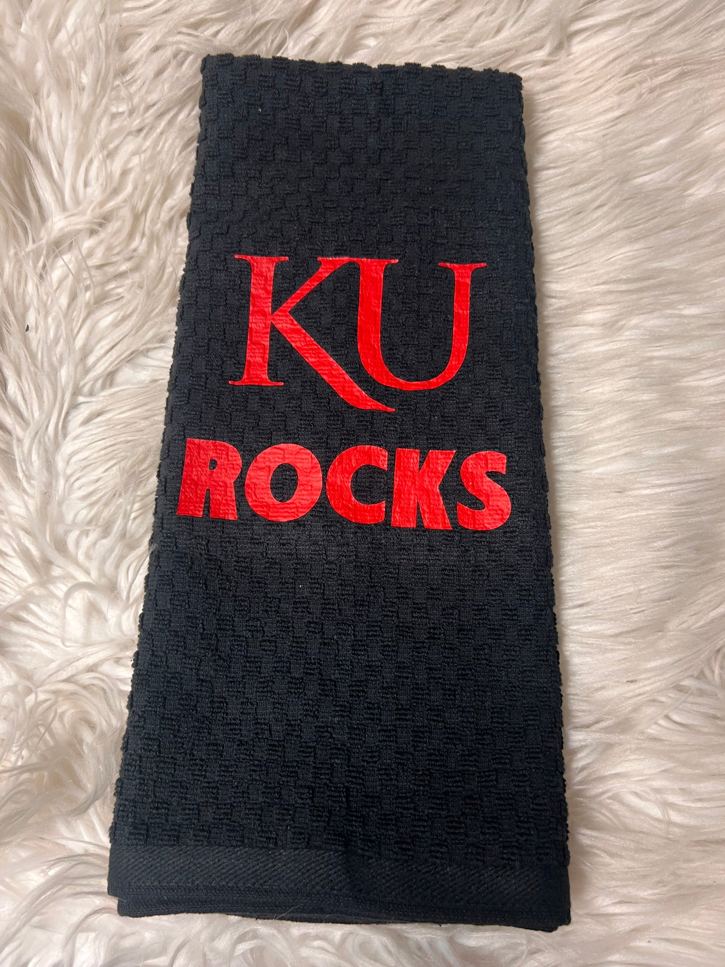 Decorative hand towel